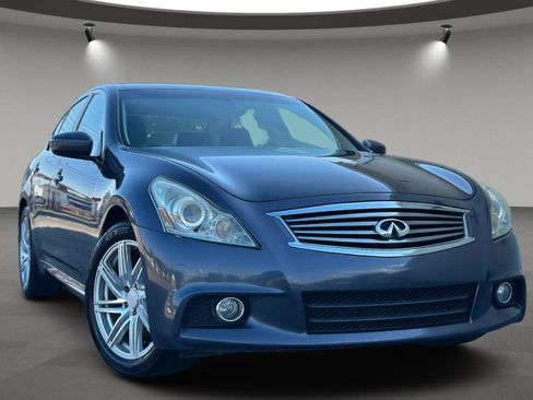 Used 2011 INFINITI G37 x Sedan w/ Premium Pkg AWD/4WD image 9