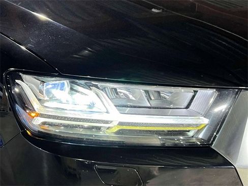 Used 2017 Audi Q7 2.0T Premium Plus w/ Premium Plus Package image 11