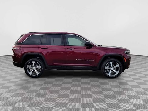 New 2026 Jeep Grand Cherokee Limited image 9