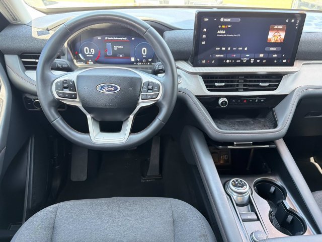Certified 2025 Ford Explorer Active RWD image 24