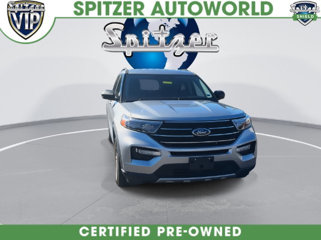 Used 2023 Ford Explorer XLT w/ Equipment Group 202A AWD/4WD image 4