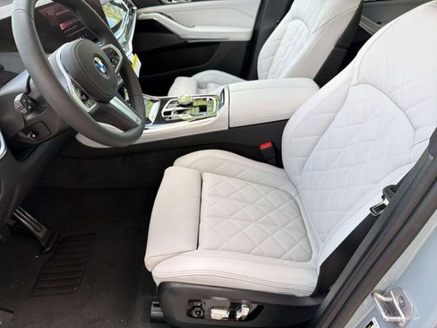 New 2026 BMW X5 xDrive40i AWD/4WD image 5