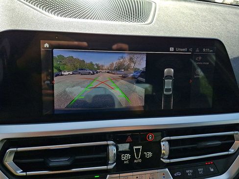Used 2021 BMW 330i xDrive Sedan w/ Driving Assistance Package AWD/4WD image 18