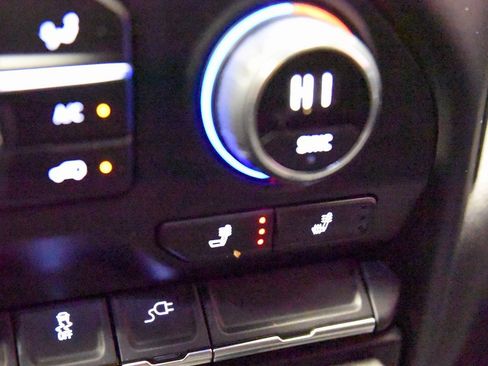 Used 2019 Chevrolet Silverado 1500 LT w/ All-Star Edition image 22