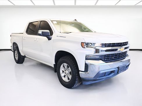 Used 2022 Chevrolet Silverado 1500 LT image 3