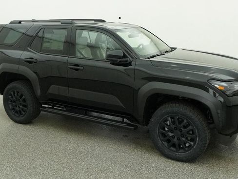 New 2026 Toyota 4Runner SR5 image 3