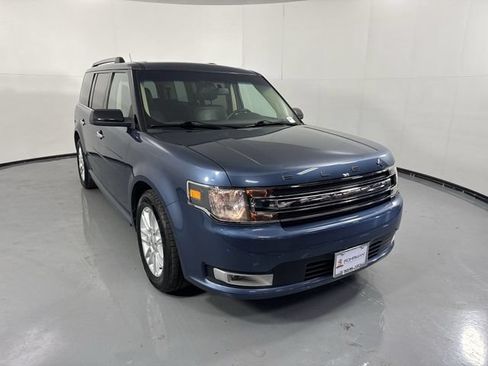Used 2019 Ford Flex SEL w/ Equipment Group 202A AWD/4WD image 3