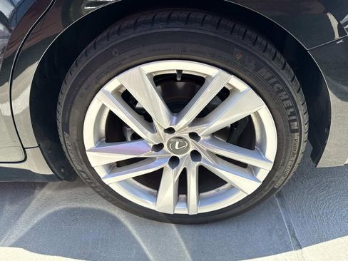 Used 2023 Lexus IS 300 w/ Comfort Package RWD image 12