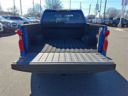 Used 2023 Chevrolet Silverado 1500 RST w/ Z71 Off-Road Package image 24