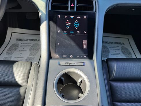 Used 2020 Porsche Taycan 4S image 26