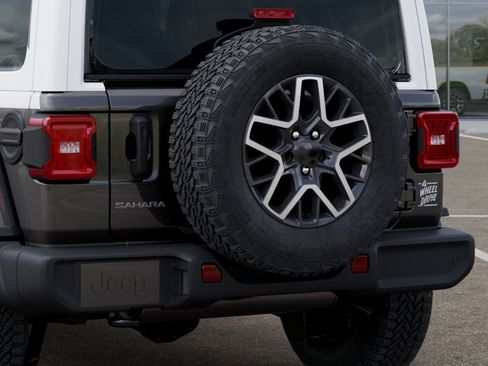 New 2026 Jeep Wrangler Unlimited Sahara w/ Whitecap Package AWD/4WD image 42