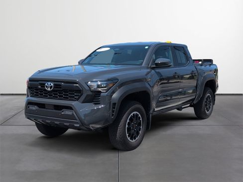 Certified 2025 Toyota Tacoma TRD Off-Road w/ TRD Off Road Upgrade Package AWD/4WD image 2