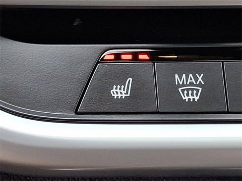 Used 2021 BMW X5 xDrive40i w/ Convenience Package image 27