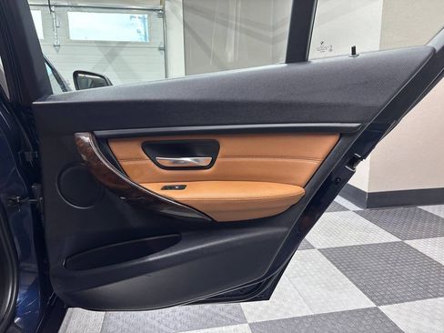 Used 2014 BMW 328i xDrive Sedan AWD/4WD image 20