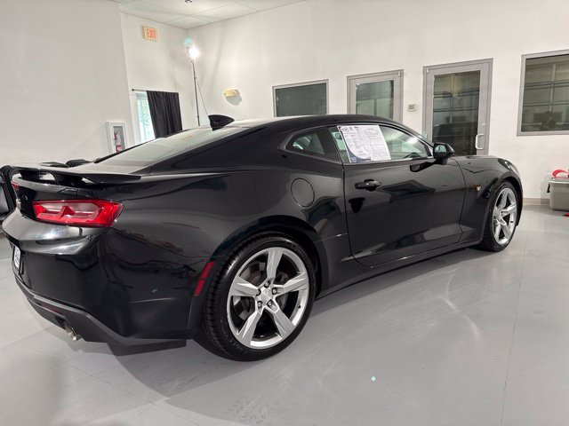 Used 2017 Chevrolet Camaro SS RWD image 11