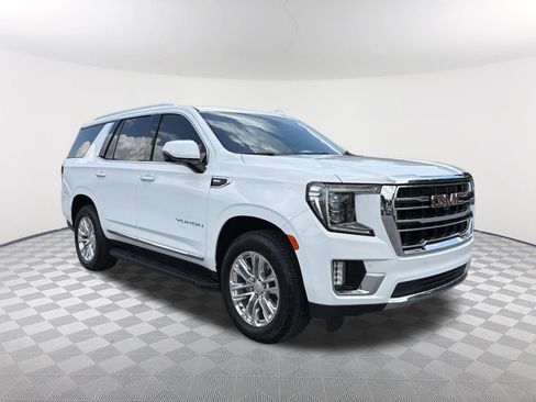 Used 2023 GMC Yukon SLT w/ SLT Premium Package AWD/4WD image 8