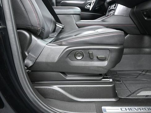 Used 2024 Chevrolet Tahoe RST w/ Sport Performance Package image 15