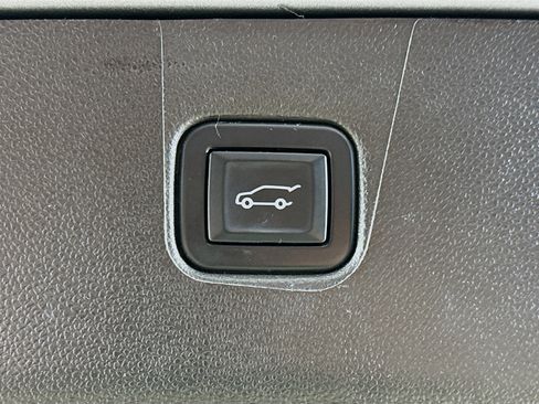 Used 2023 Chevrolet Blazer LT w/ Convenience Package image 28