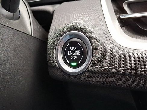 Used 2025 Chevrolet TrailBlazer LT image 30