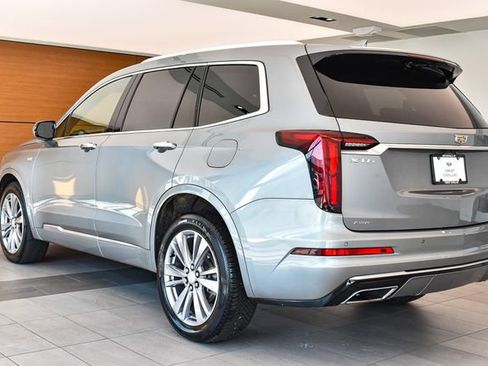 Certified 2024 Cadillac XT6 Premium Luxury AWD/4WD image 8