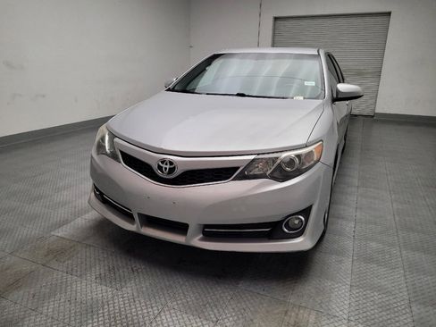 Used 2014 Toyota Camry SE image 15