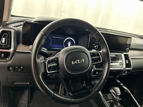 Used 2023 Kia Sorento SX Prestige AWD/4WD image 8