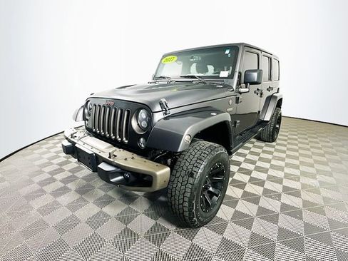 Used 2017 Jeep Wrangler Unlimited Sahara image 5