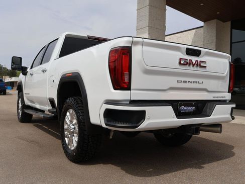 Used 2020 GMC Sierra 2500 Denali w/ Denali Ultimate Package image 3