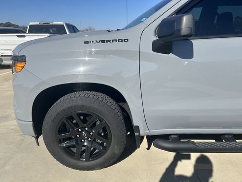 Used 2024 Chevrolet Silverado 1500 Custom w/ Turbomax Blackout Package image 2
