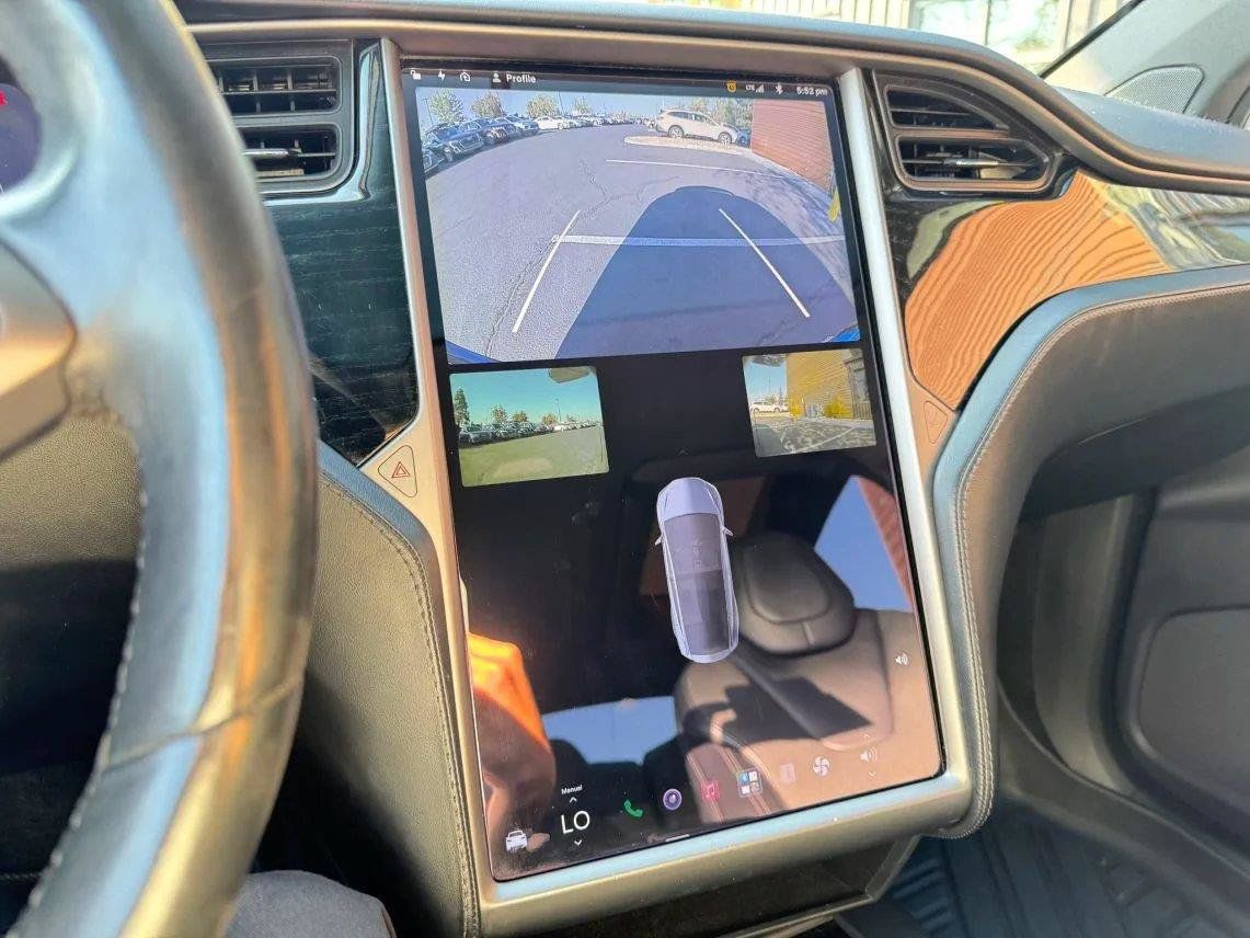 Used 2018 Tesla Model X 75D AWD/4WD image 19