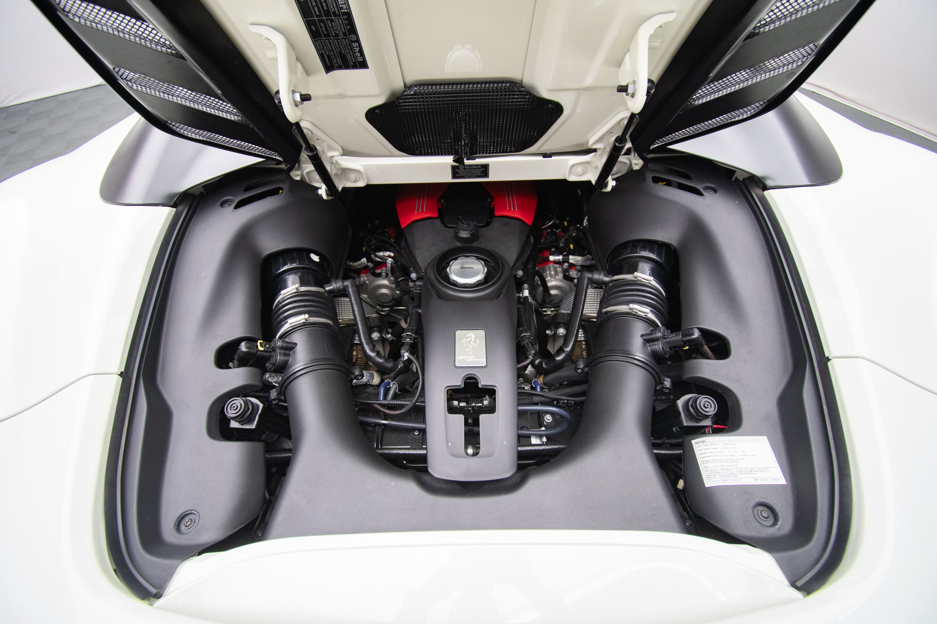 Used 2018 Ferrari 488 Spider RWD image 46