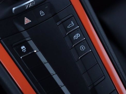 Used 2019 Porsche 718 Cayman S RWD image 17
