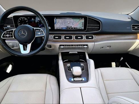 Used 2020 Mercedes-Benz GLS 450 4MATIC image 16