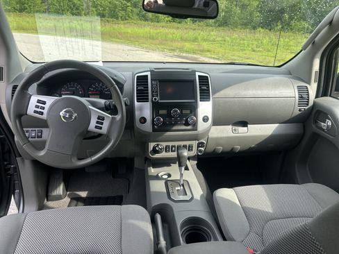 Used 2020 Nissan Frontier SV AWD/4WD image 20
