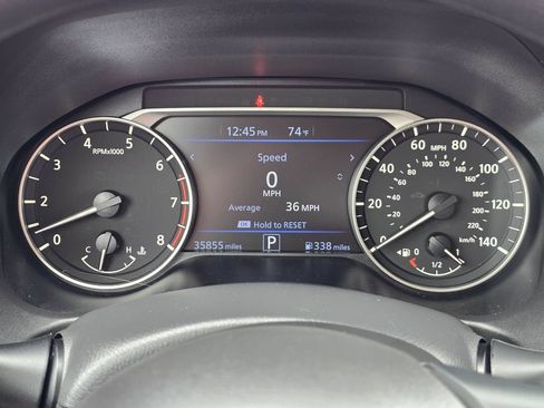 Used 2025 Nissan Altima 2.5 SV FWD image 21