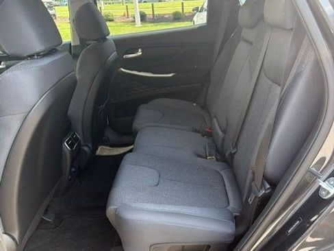 Used 2022 Hyundai Santa Fe SE FWD image 7