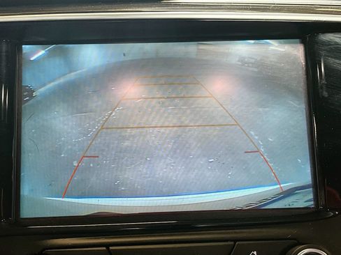 Used 2019 Buick Envision Essence AWD/4WD image 13