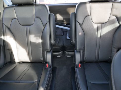 Certified 2022 Kia Sorento SX image 13