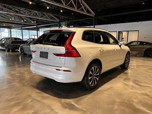 Used 2023 Volvo XC60 B5 Core image 5