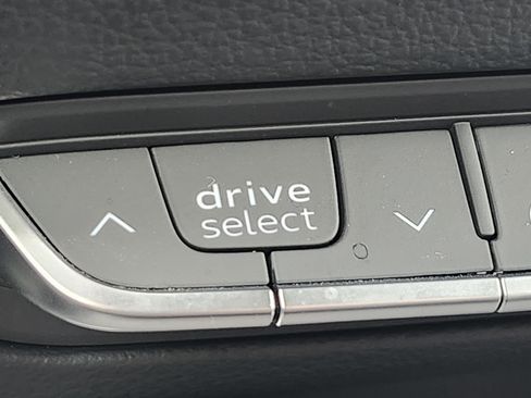 Used 2023 Audi Q5 2.0T Premium Plus w/ Premium Plus Package image 31