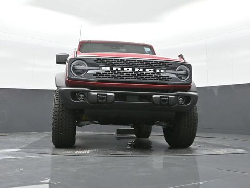 New 2025 Ford Bronco Badlands w/ Sasquatch Package image 19