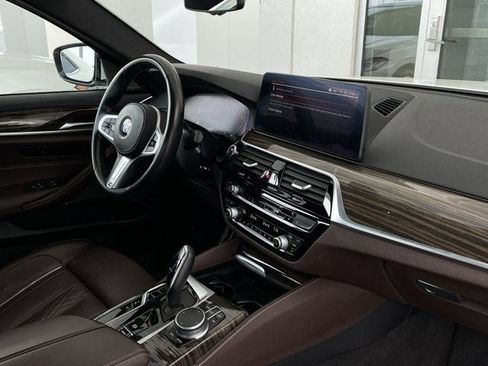 Used 2021 BMW 540i image 22