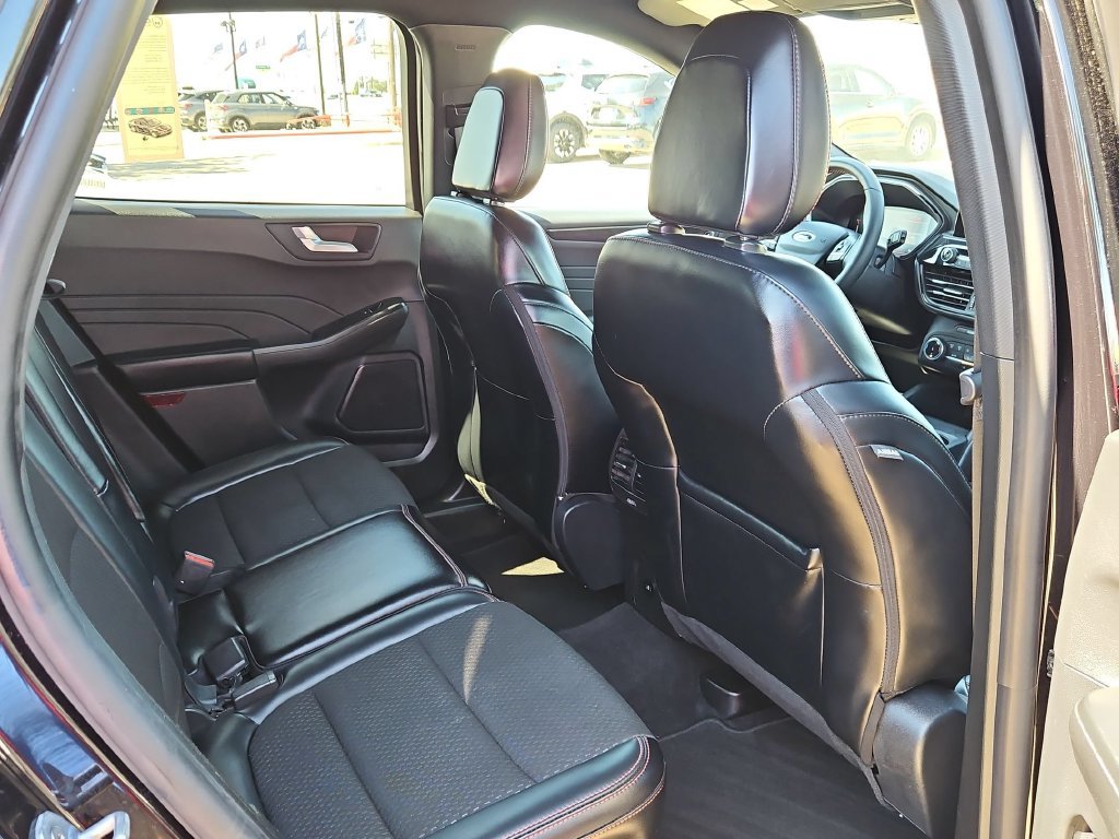 Used 2025 Ford Escape ST-Line FWD image 27