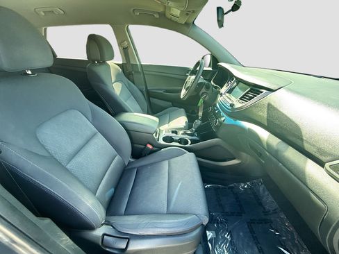 Used 2018 Hyundai Tucson SEL FWD image 30
