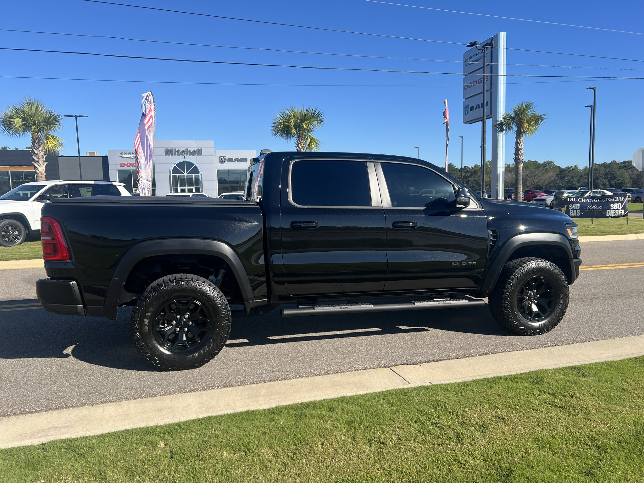 Used 2025 RAM 1500 RHO w/ RHO Level 1 Equipment Group AWD/4WD image 3