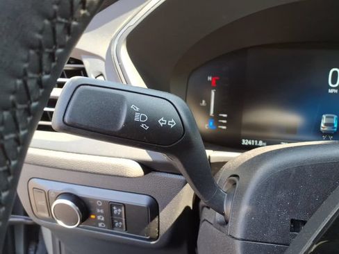 Used 2023 Ford Escape Active w/ Tech Pack #1 AWD/4WD image 22