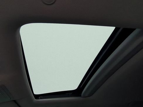 Used 2025 Honda CR-V EX image 16