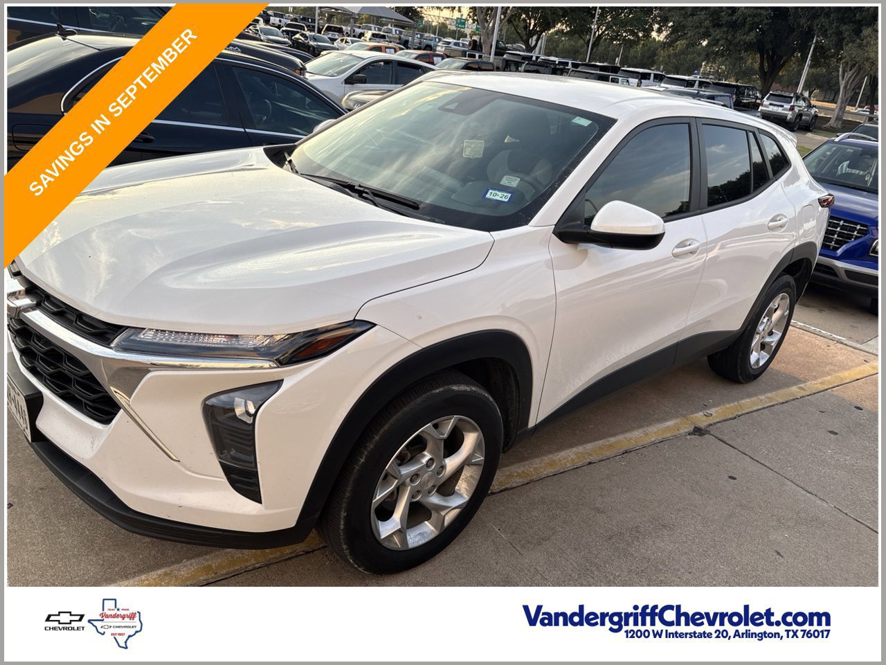 Used 2024 Chevrolet Trax LS w/ LS Convenience Package FWD image 1