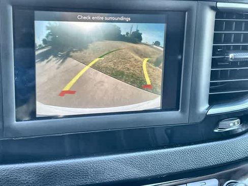 Used 2020 Chrysler Voyager LX FWD image 26