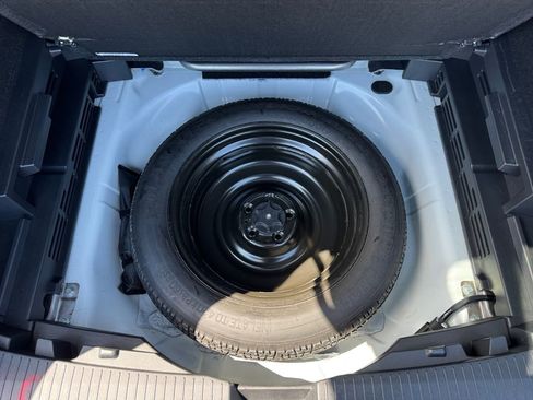 Used 2023 Nissan Rogue S FWD image 16